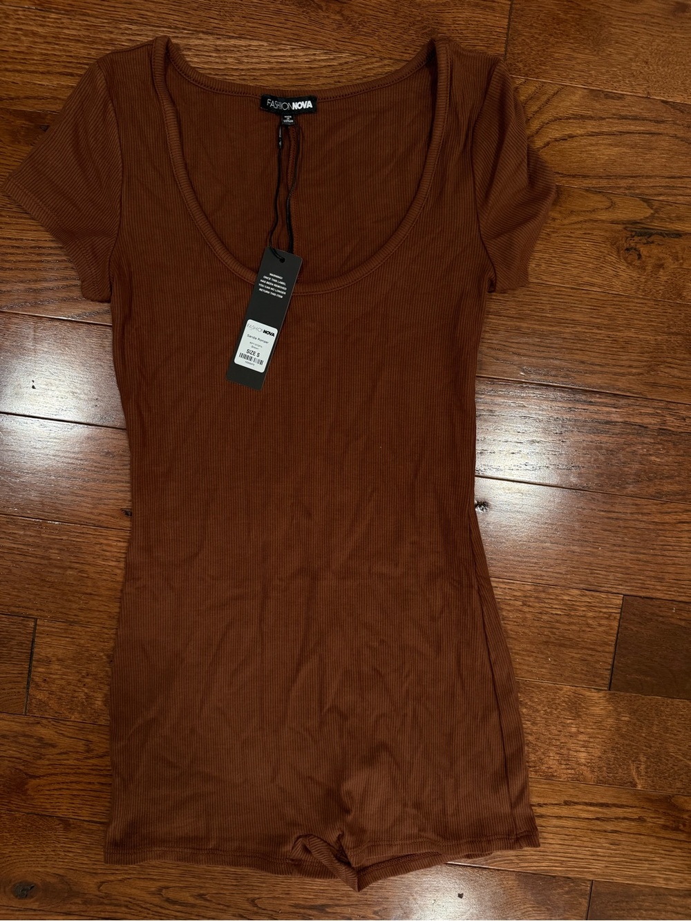 Fashion Nova Brown Ribbed Scoop Neck Short Sleeve Bodysuit